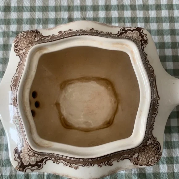 Johnson Brothers vintage Old Britton Tutor, village Square, Footed, teapot - Picture 6 of 11